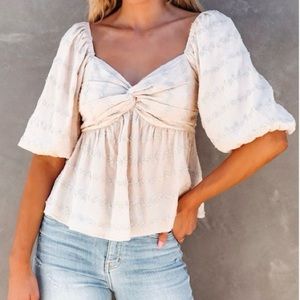 Vici Divine Textured Puff Sleeve Top - Cream